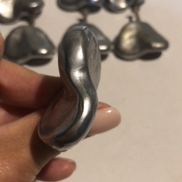 Drawer knobs - Picture 3 of 3